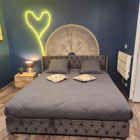 Loveroom Pau Esterno foto